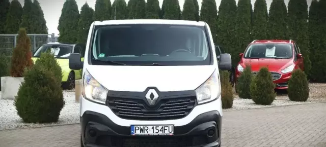 RENAULT Trafic 