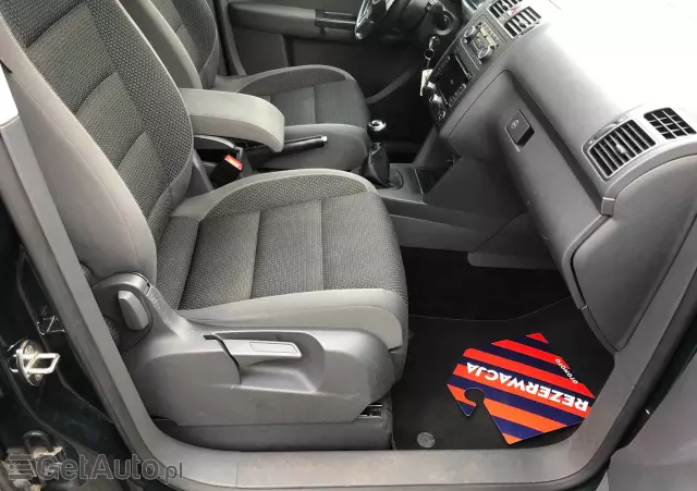 VOLKSWAGEN Touran 1.4 TSI Comfortline