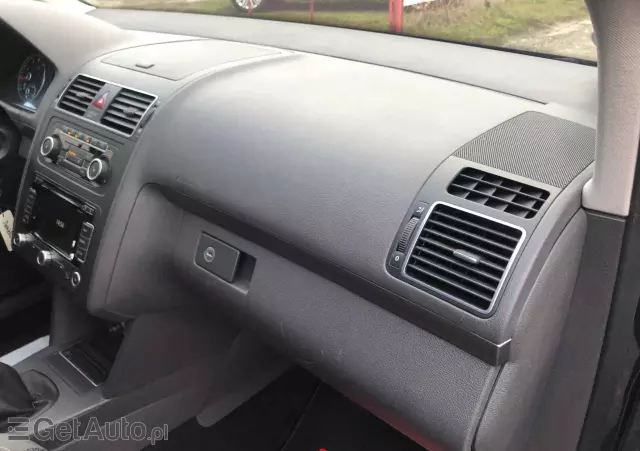 VOLKSWAGEN Touran 1.4 TSI Comfortline