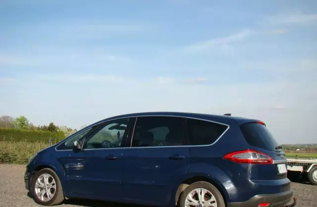 FORD S-MAX 