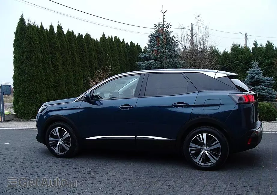 PEUGEOT 3008 Hybrid 225 e-EAT8 Allure