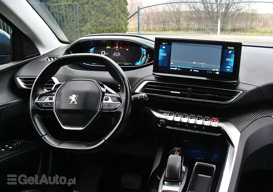 PEUGEOT 3008 Hybrid 225 e-EAT8 Allure