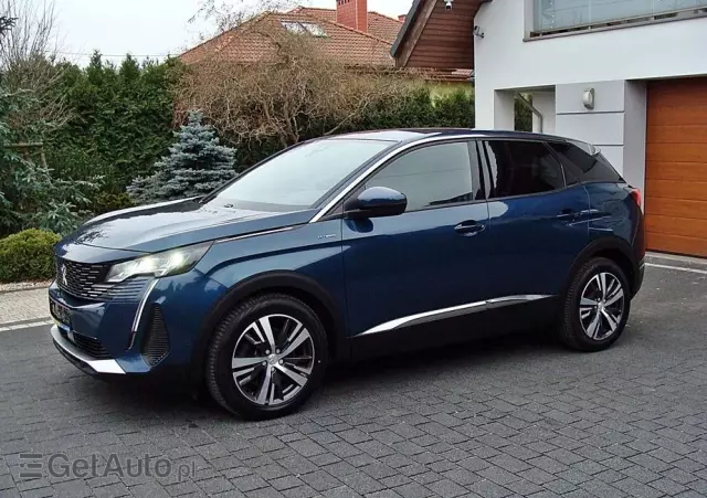 PEUGEOT 3008 Hybrid 225 e-EAT8 Allure