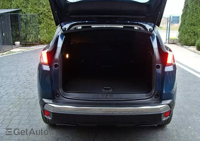 PEUGEOT 3008 Hybrid 225 e-EAT8 Allure