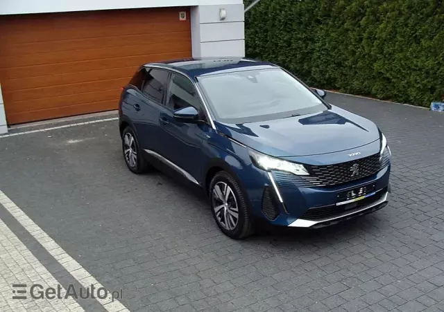 PEUGEOT 3008 Hybrid 225 e-EAT8 Allure