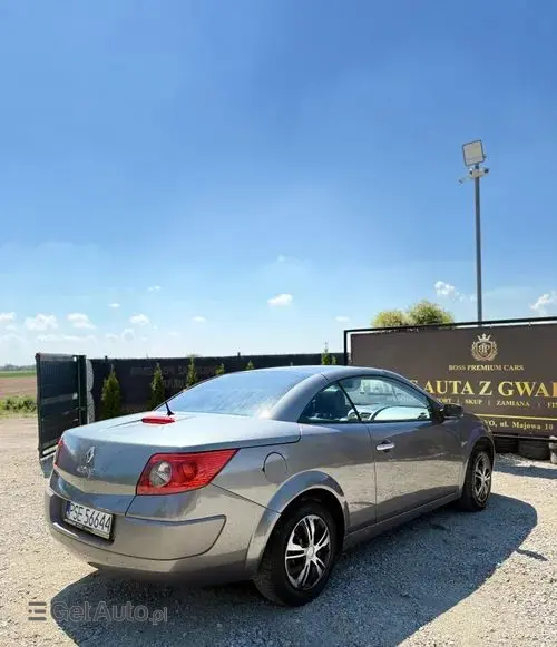 RENAULT Megane 
