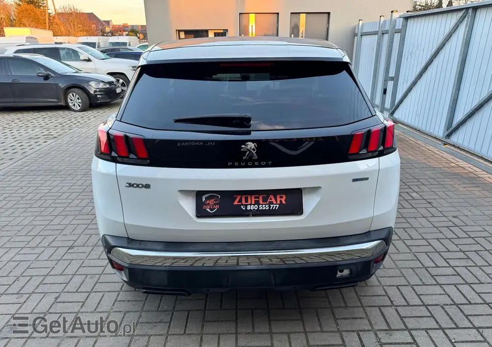 PEUGEOT 3008 PureTech 130 Stop & Start Active