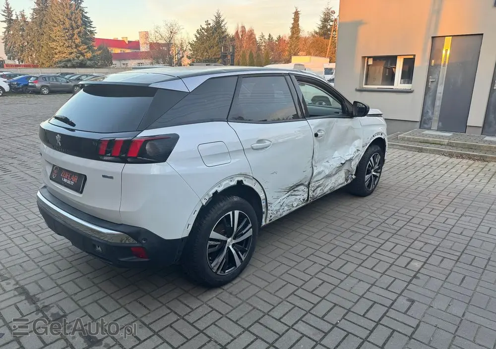 PEUGEOT 3008 PureTech 130 Stop & Start Active