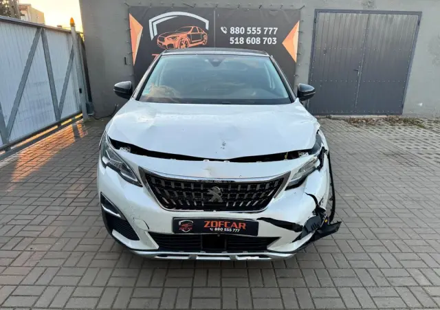 PEUGEOT 3008 PureTech 130 Stop & Start Active