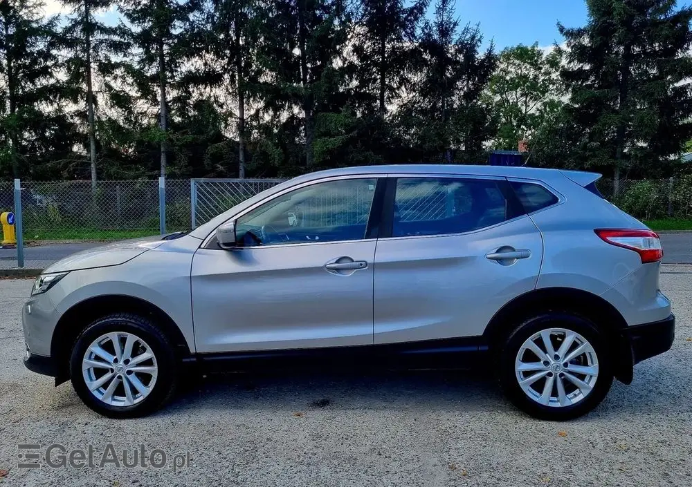 NISSAN Qashqai 1.2 DIG-T Tekna