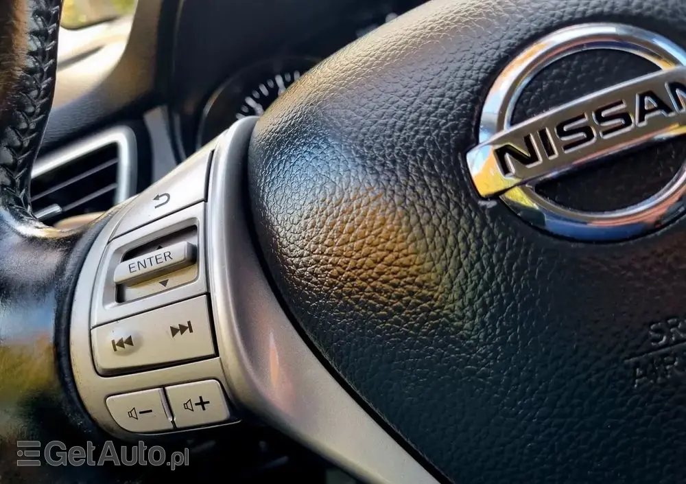 NISSAN Qashqai 1.2 DIG-T Tekna