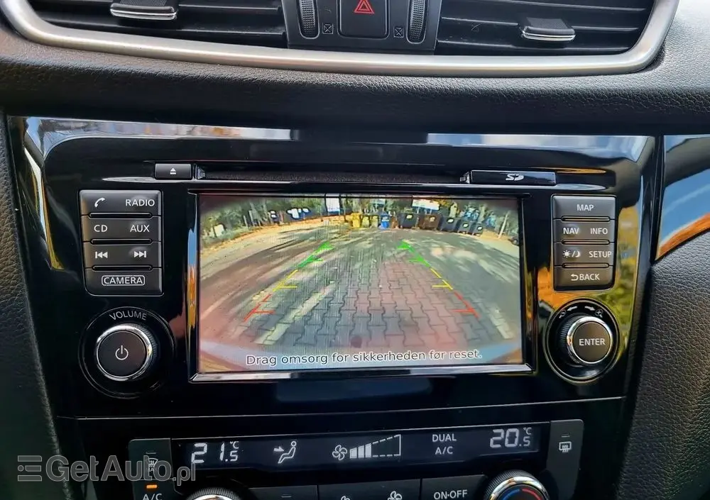 NISSAN Qashqai 1.2 DIG-T Tekna