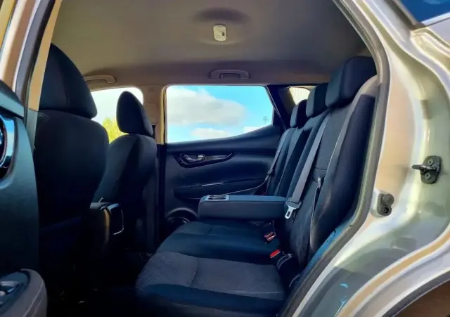 NISSAN Qashqai 1.2 DIG-T Tekna