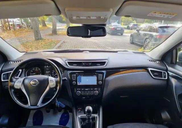 NISSAN Qashqai 1.2 DIG-T Tekna
