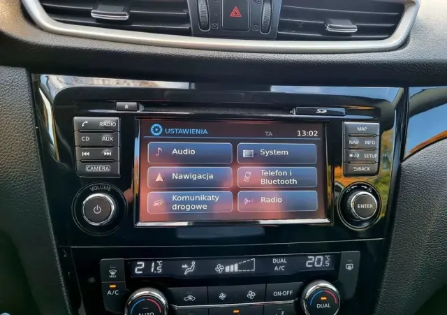 NISSAN Qashqai 1.2 DIG-T Tekna