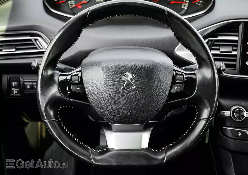 PEUGEOT 308 PureTech 130 Allure