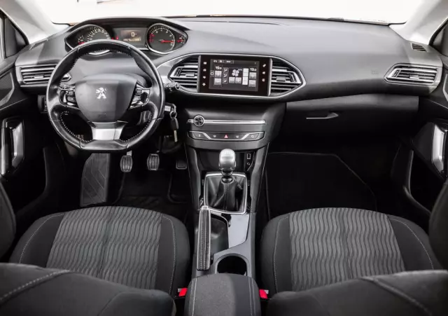 PEUGEOT 308 PureTech 130 Allure