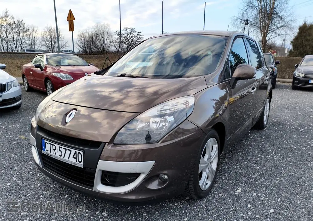 RENAULT Scenic 2.0 16V 140 CVT Dynamique