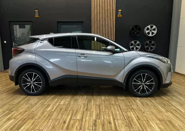 TOYOTA C-HR 1.2 T Prestige