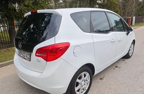 OPEL Meriva 