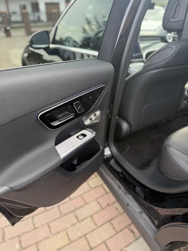 MERCEDES-BENZ GLC Avantgarde 4Matic