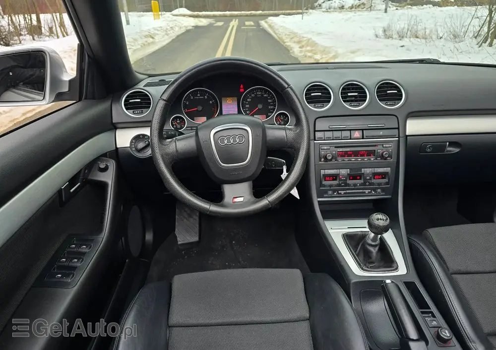 AUDI A4 Cabrio 1.8 T
