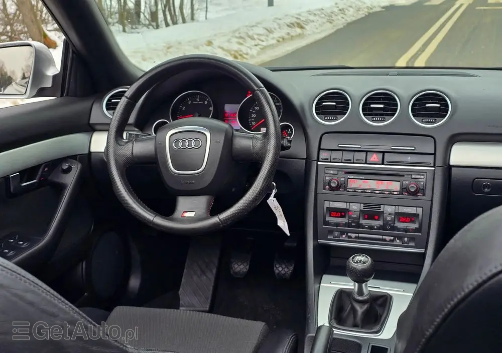 AUDI A4 Cabrio 1.8 T