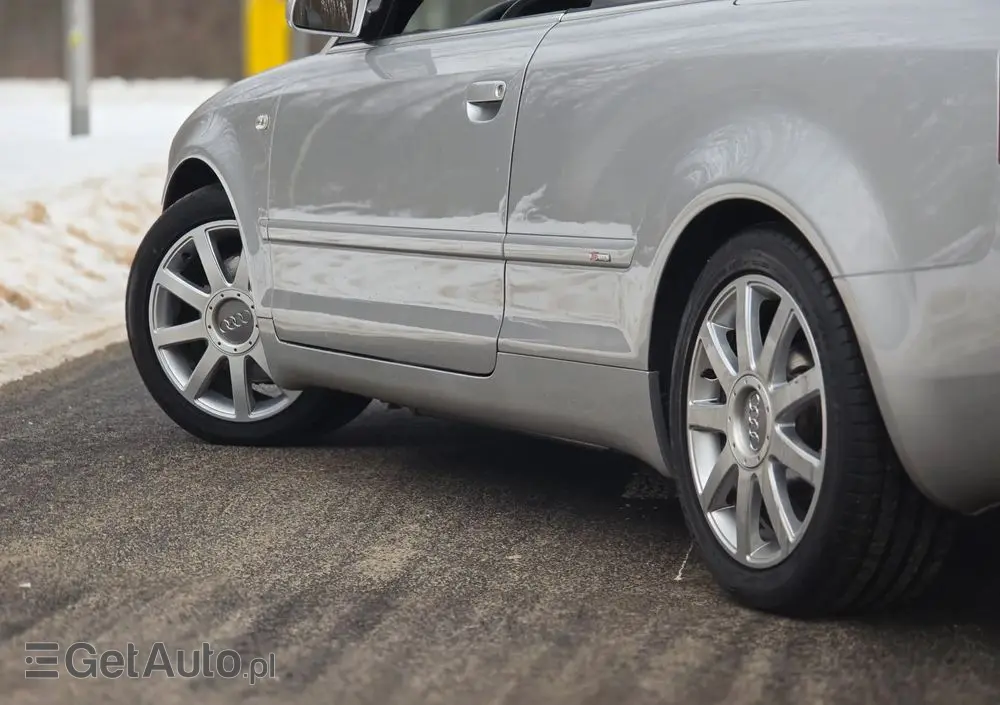 AUDI A4 Cabrio 1.8 T