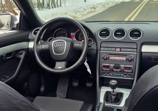 AUDI A4 Cabrio 1.8 T