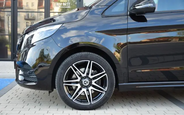 MERCEDES-BENZ Klasa V 300 d 4-Matic Avantgarde 9G-Tronic (d³ugi)