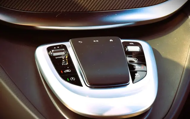 MERCEDES-BENZ Klasa V 300 d 4-Matic Avantgarde 9G-Tronic (d³ugi)