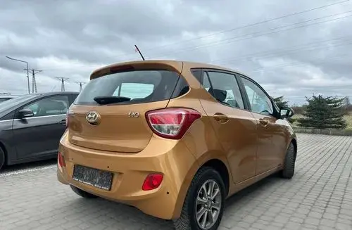 HYUNDAI I10 