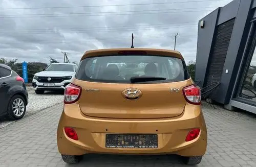 HYUNDAI I10 