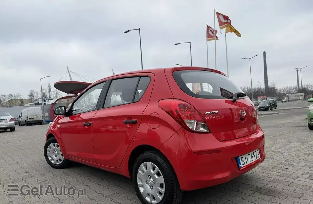 HYUNDAI I20 