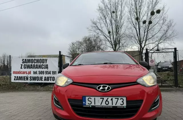 HYUNDAI I20 