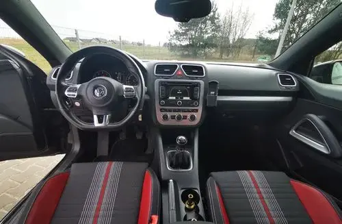 VOLKSWAGEN Scirocco 