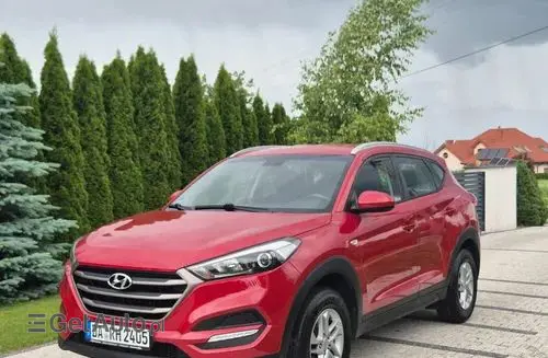 HYUNDAI Tucson 