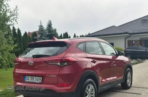 HYUNDAI Tucson 