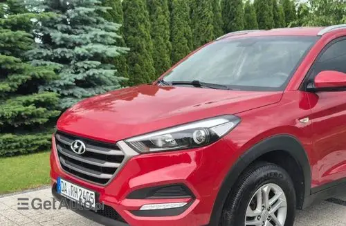 HYUNDAI Tucson 