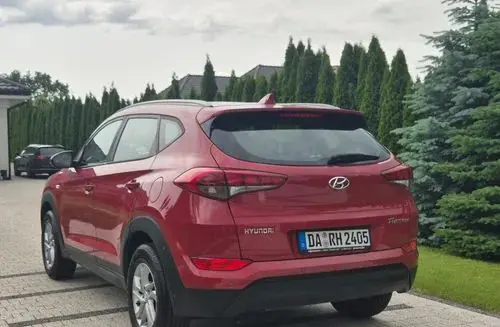 HYUNDAI Tucson 