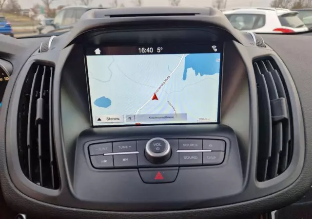 FORD Kuga 1.5 EcoBoost 2x4 Titanium