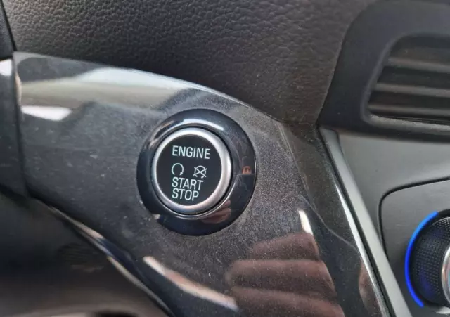 FORD Kuga 1.5 EcoBoost 2x4 Titanium