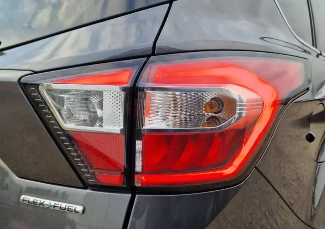 FORD Kuga 1.5 EcoBoost 2x4 Titanium