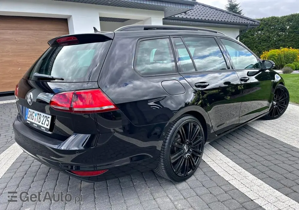 VOLKSWAGEN Golf Variant 2.0 TDI 4Motion BlueMotion Technology Cup