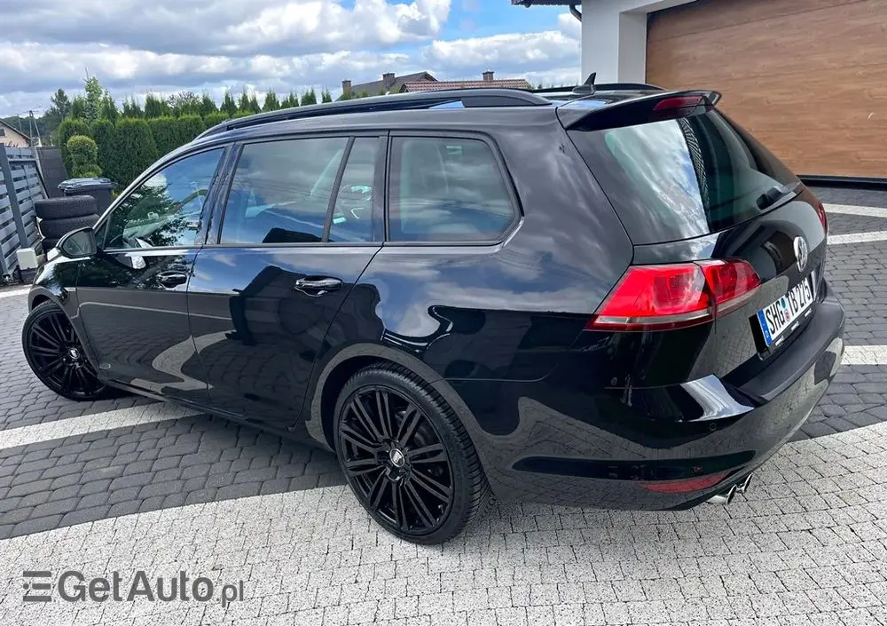 VOLKSWAGEN Golf Variant 2.0 TDI 4Motion BlueMotion Technology Cup