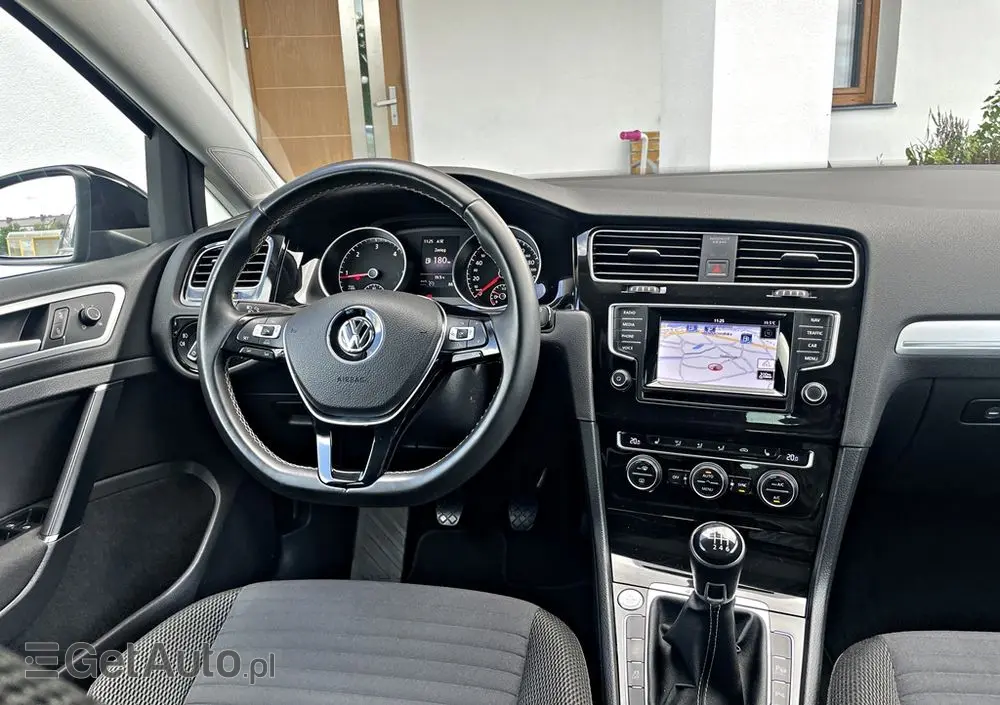VOLKSWAGEN Golf Variant 2.0 TDI 4Motion BlueMotion Technology Cup