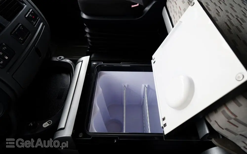 DAF XF 460 / SUPER SPACE CAB / MEGA / EURO 6 / LOW DECK 