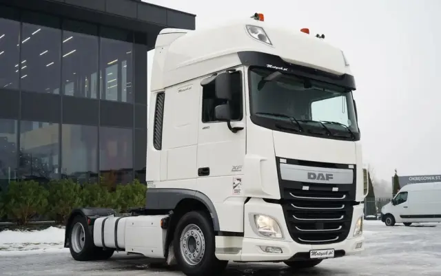 DAF XF 460 / SUPER SPACE CAB / MEGA / EURO 6 / LOW DECK 