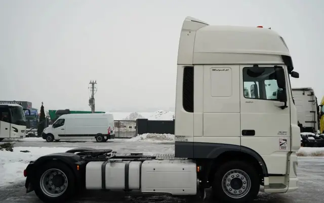DAF XF 460 / SUPER SPACE CAB / MEGA / EURO 6 / LOW DECK 