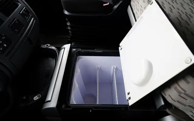 DAF XF 460 / SUPER SPACE CAB / MEGA / EURO 6 / LOW DECK 